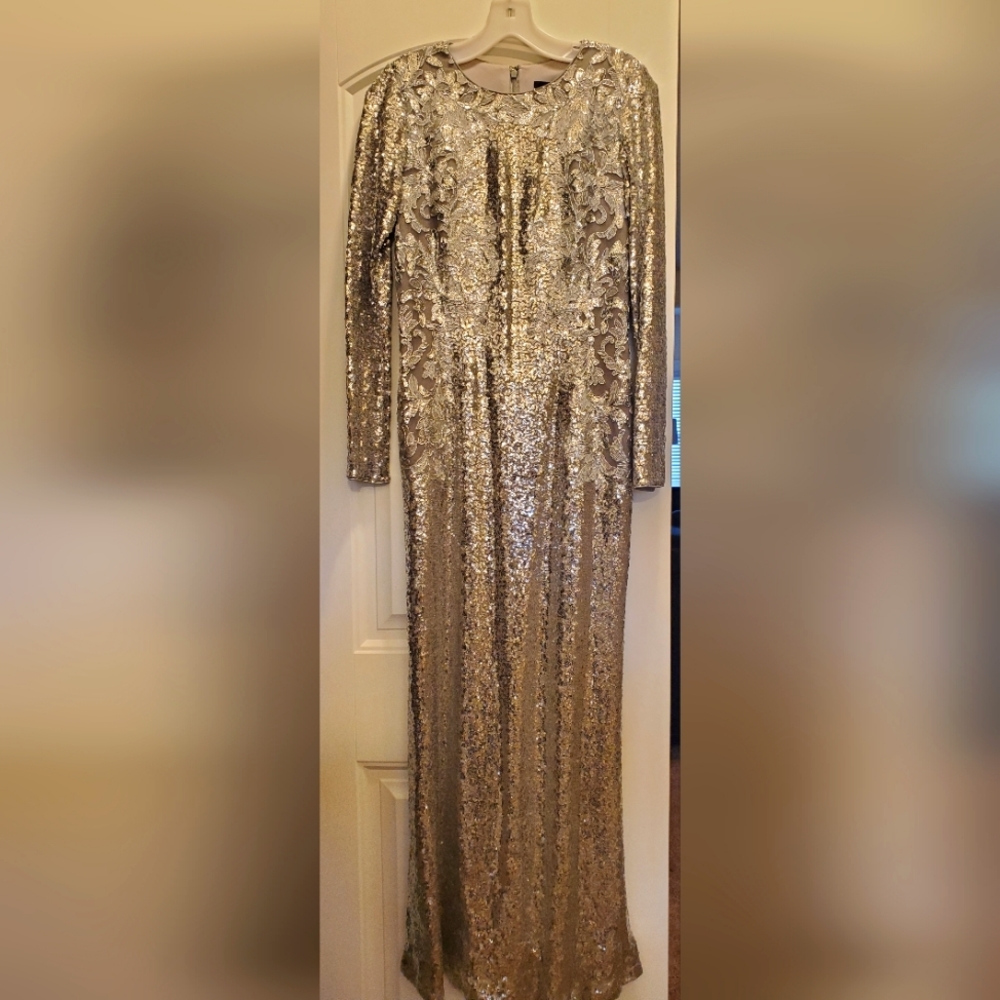 Tadashi Shoji- Formal Sequin Dress (Size XS or 2/4)